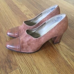 Vintage 1960s Brown Suede & Leather Heels